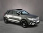 Volkswagen T-Roc R-Line Edition 1.5 TSI 150pk DSG Automaat Trekhaak, Panoramadak, Black Style, LED matrix koplampen, Adaptive cruise control, Beats audio, Achteruitrijcamera