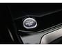 Volkswagen T-Roc R-Line Edition 1.5 TSI 150pk DSG Automaat Trekhaak, Panoramadak, Black Style, LED matrix koplampen, Adaptive cruise control, Beats audio, Achteruitrijcamera