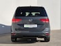 Volkswagen Touran 1.5 TSI Comfort Business 7 Persoons! Automaat / Keyless Entry / Adaptieve Cruise Control / Apple Carplay & Android Auto / Stoelverwarming / Achteruitrijcamera / Elektrische Achterklep / Climate control / Lichtmetalen Velgen / Parkeersensoren Voor + Achter /
