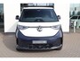 Volkswagen ID. Buzz Cargo Anniversary Edition 79 kWh 286PK / 210kW LED Matrix IQ.Light, achteruitrijcamera, verwarmbare voostoelen, Apple Carplay & Android Auto, trekhaak elektr. uitklapbaar, dynamische grootlichtassistent, schuifdeur rechts, adaptive cruise control met Stop & Go, dodehoelsensor met correctie (Side Assist), Travel Assist icm. file assistent, alarm klasse III, armsteunen, 19'' LMV 'Tilburg'