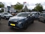 Peugeot E-3008 I AUTOMAAT I NAVIGATIE I ACHTER-VOORUITRIJRIJCAMERA EN SENSOREN VOOR & ACHTER I Allure 73 kWh I L.M. VELGEN I KEYLESS ENTRY EN START I