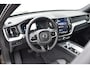 Volvo XC60 T6 Plus Black Edition | Pano | BLIS | Verwarmbare Voorstoelen + Stuurwiel |