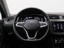 Volkswagen Tiguan 1.4 Life Business eHybrid 245PK DSG keyless, head-up, led koplampen, achteruitrijcamera, elektrische achterklep, side assist, keyless, stuur-stoelverwarming, alarm, 17" lichtmetaal