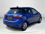 Toyota Yaris 1.5 Hybrid Bi-Tone