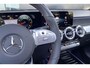Mercedes-Benz GLB GLB 180 Automaat AMG Line 7-Persoons | Premium Plus Pakket | Nightpakket | Parkeerpakket met 360°-camera | Sfeerverlichting | Stoelverwarming | Multibeam LED | Trekhaak