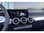 Mercedes-Benz GLB GLB 180 Automaat AMG Line 7-Persoons | Premium Plus Pakket | Nightpakket | Parkeerpakket met 360°-camera | Sfeerverlichting | Stoelverwarming | Multibeam LED | Trekhaak