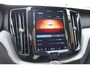 Volvo XC60 T6 Plug-in hybrid AWD Ultimate Dark | Luchtvering | Head-up display | Elektr. Trekhaak