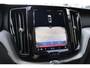 Volvo XC60 T6 Plug-in hybrid AWD Ultimate Dark | Luchtvering | Head-up display | Elektr. Trekhaak