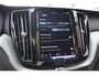 Volvo XC60 T6 Plug-in hybrid AWD Ultimate Dark | Luchtvering | Head-up display | Elektr. Trekhaak