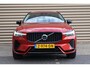 Volvo XC60 T6 Plug-in hybrid AWD Ultimate Dark | Luchtvering | Head-up display | Elektr. Trekhaak
