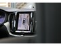 Volvo XC60 T6 Plug-in hybrid AWD Ultimate Dark | Luchtvering | Head-up display | Elektr. Trekhaak