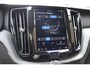 Volvo XC60 T6 Plug-in hybrid AWD Ultimate Dark | Luchtvering | Head-up display | Elektr. Trekhaak