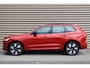 Volvo XC60 T6 Plug-in hybrid AWD Ultimate Dark | Luchtvering | Head-up display | Elektr. Trekhaak