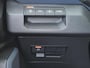 Dacia Duster 1.6 Hybrid 140 Journey Automaat / Pack winter / Navigatie via Apple Carplay of Android Auto / Stuur- en Stoelverwarming / Cruise control / Achteruitrijcamera / Draadloze telefoon lader / Climate control /