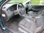 Volvo S60 2.4 Edition 141 PK!! Ecc Cruisecontrol Naviagatie Leer/Stof Lm Velgen Trekhaak***Youngtimer***Apk t/m 10-6-2025***