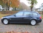 BMW 3-Serie Touring 320i Business Line 150 PK Ecc Cruisecontrol Leer Sportstoelen Navigatie