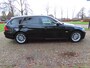 BMW 3-Serie Touring 318i Corporate Lease Luxury Line Ecc Cruisecontrol Navigatie Leer xenon 6 Bak Isofix Lm Velgen