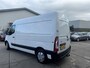 Renault Master T35 2.3 dCi L2H2 Eco
