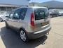 Skoda Roomster 1.6-16V Scout