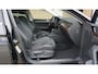 Volkswagen Passat Variant 1.8 TSI 180PK Highline Virtual Cockpit Trekhaak Leder/Alcantara Keyless *Geïntegreerde kinderstoel* LED *Complete Passat*