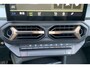 Dacia Duster 1.6 Hybrid 140 Extreme | Rondomzicht camera | Parkeersensoren voor + achter | Navigatie | Verwarmbare voorstoelen | Climate control | Draadloze telefoonlader