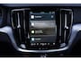 Volvo V60 2.0 B3 Essential Edition | Semi elektrische trekhaak | Stoel & Stuurverwarming | Park Assist voor & achter | Cruise Control |