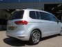 Volkswagen Touran 1.2 TSI CON. SERIES SOUND / Camera / Wegklap.haak / Stoelverwarming /
