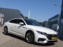 Volkswagen Arteon 2.0 TSI Business R Exclusive AUTOMAAT| R-LINE|PANORAMADAK|NAVIAGTIE|ACHTERUIT RIJ CAMERA|WIT PARELMOER|WEG KLAPBAAR TREKHAAK|LED PAKKET|STOELVERWARMING|