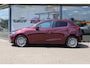 Mazda 2 1.5 Skyactiv-G Luxury , Navi, Apple Carplay, Clima, Cruise, PDC, LMV 16 Inch, Stuur/Stoelverwarming, LKA