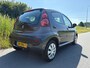 Peugeot 107 1.0 Active de auto is 5 deurs beschikt over airco en is goed onderhouden