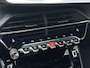 Peugeot e-208 GT Pack EV 3-FASEN 50kWh 136pk | ALCANTARA | PANODAK | DODEHOEKBEW. | ADAPTIVE CRUISE | NAVI | STOELVERW. | CAMERA | DAB+ | LM-VELGEN 17" |