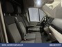 Volkswagen Crafter 2.0 TDI 140pk L3H3 (oude L2H2) Euro6 Airco | Camera | Cruisecontrol | Apple Carplay | bijrijdersbank android auto, chauffeursstoel, 3000kg trekvermogen