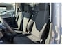 Mercedes-Benz eVito 112 L2 | Parkeerpakket met achteruitrijcamera | Smartphone Integratie Pakket | Tweezits Bijrijdersbank | Comfort Bestuurdersstoel | Laadruimte Bekleding met Kunststof vloer |