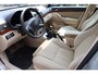Toyota Avensis 1.8 VVTi Linea Sol TREKHAAK-AFN CLIMA NAP LMV ALL-SEASONS