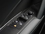 Volkswagen Tiguan 1.5 eTSI Life Edition | 130 PK | Automaat | Trekhaak (Trailer Assist) | All Season Banden | LED+ Koplampen | Stoelverwarming |