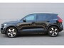 Volvo XC40 T5 Twin Engine Momentum Pro | Adaptieve Cruise Control | Pilot Assist | BLIS | Keyless | Elektrische Achterklep | 19 Inch Lichtmetalen Velgen | Achteruitrijcamera | Parkeersensoren Voor & Achter | Full-Led Koplampen Met Bochtverlichting | Mistlampen | Getint Glas | Voorruitverwarming | Volvo On Call