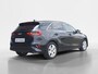 Kia Ceed 1.0 T-GDi DynamicPlusLine | Stoel en stuurverwarming | Dodehoek detectie | Navigatie | Camera | Getinte ramen achter | Apple Carplay / Android Auto | Draadloos opladen |