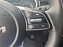 Kia Ceed 1.0 T-GDi DynamicPlusLine | Stoel en stuurverwarming | Dodehoek detectie | Navigatie | Camera | Getinte ramen achter | Apple Carplay / Android Auto | Draadloos opladen |