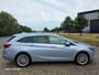 Opel Astra Sports Tourer 1.0 Innovation Dealer onderhouden airco cruis control navigatie parkeer sensor