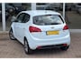 Kia Venga 1.6 CVVT ExecutiveLine Trekhaak Led Camera Navi Mooi!