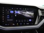 Volkswagen Touareg R 3.0 TSi V6 eHybrid 4MOTION R 462 PK *CHILI RED* + PANORAMA | STOELVENTILATIE | LUCHTVERING | DYNAUDIO | HEAD-UP DISPLAY