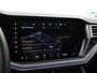 Volkswagen Touareg R 3.0 TSi V6 eHybrid 4MOTION R 462 PK *CHILI RED* + PANORAMA | STOELVENTILATIE | LUCHTVERING | DYNAUDIO | HEAD-UP DISPLAY