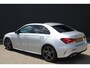 Mercedes-Benz A-klasse 200 AMG-Line Panoramadak Camera High-Performance-Led
