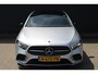 Mercedes-Benz A-klasse 200 AMG-Line Panoramadak Camera High-Performance-Led