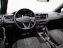 Volkswagen Taigo 1.5 TSI R-Line | 17 inch velgen | Camera | Parkeersensoren | Adaptive cruise control | Carplay & Android auto | Lendesteun |