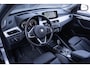 BMW X1 sDrive18i Sport Line Panodak Head-up Camera Leder Sportstoelen PDC v+a Stoelverwarming Led koplampen