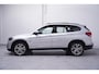 BMW X1 sDrive18i Sport Line Panodak Head-up Camera Leder Sportstoelen PDC v+a Stoelverwarming Led koplampen