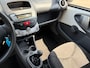 Peugeot 107 Millesim 200 1.0 68 pk 5drs - AIRCO - 2 sleutels - APK 04-2026