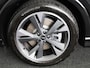 Audi Q4 e-tron 40 S edition 63 kWh 204pk | Achteruitrijcamera | Comfortpakket | Assistentiepakket plus | Optiekpakket zwart plus | Privacy glas | Adaptive cruise control |