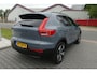 Volvo XC40 1.5 T4 Recharge R-Design FACELIFT! ADAPTIEVE CRUISE, MEMORY SEAT, HARMAN/KARDON, STOELVERWARMING, CLIMA, NAVI, ELEK. ACHTERKLEP, 9.673KM
